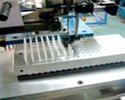 Nailbrush Tufting Machine